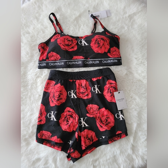 ❤️CALVIN KLEIN BRAND NEW PAJAMA SLEEP SHORTS AND BRALETTE SET SIZE S